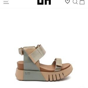 United Nude Cream and Gray Sandals